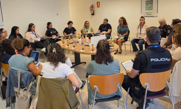 ERACIS+ refuerza la coordinación educativa en El Puerto para orientar nuevas líneas de intervención