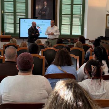 60 nuevos auxiliares se incorporan al Servicio de Ayuda a Domicilio de El Puerto