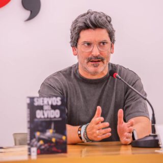 ‘Siervos del olvido’ llega a la Librería Zorba con una trama entre Cádiz, El Puerto y el Vapor Adriano III siervos
