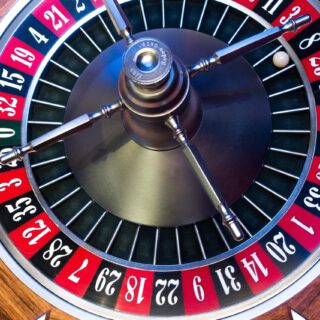 El juego en vivo y la conexión del mundo real con el digital stux-roulette-1003120_1920